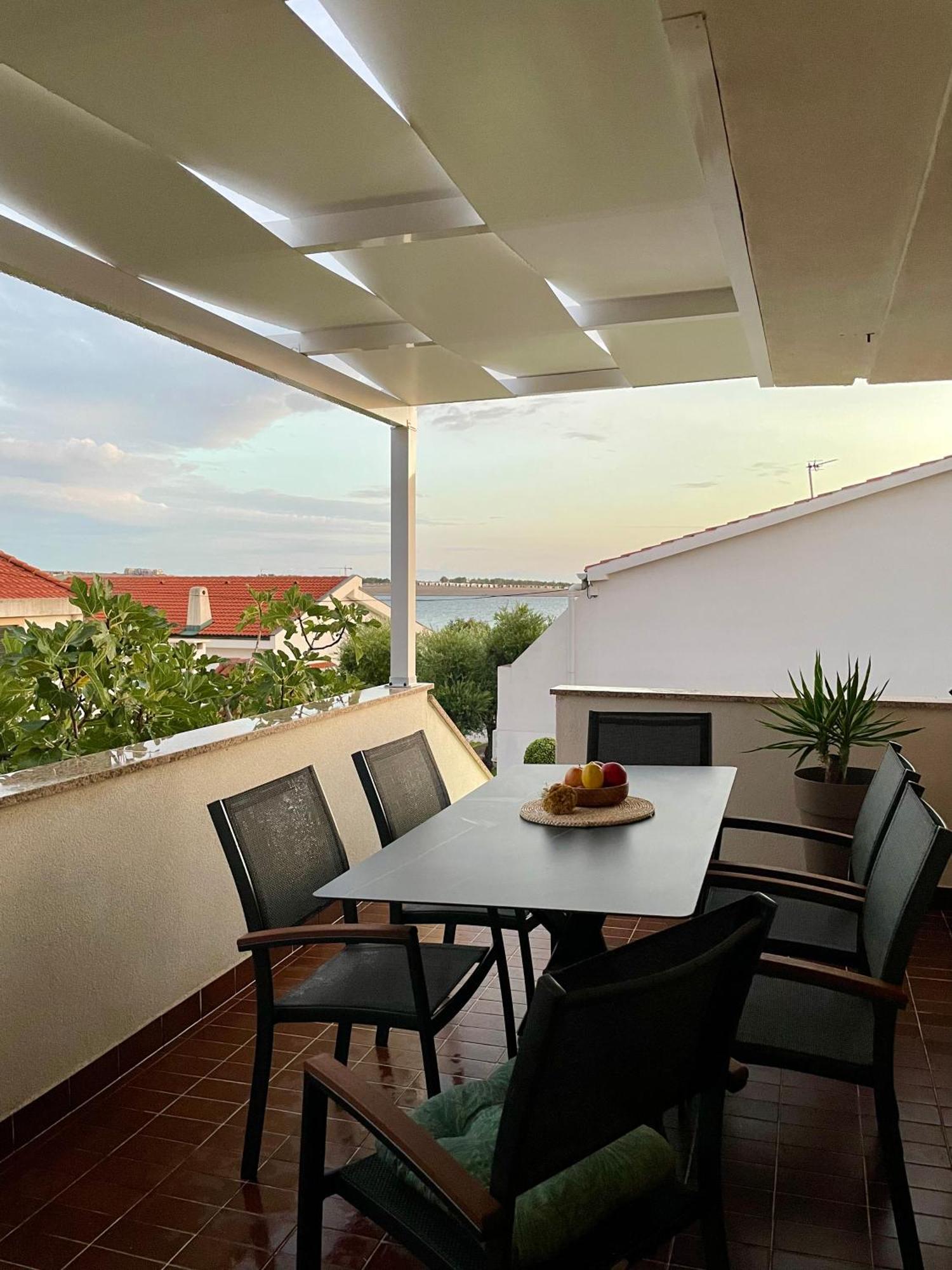 House Susec Apartment Povljana Bagian luar foto