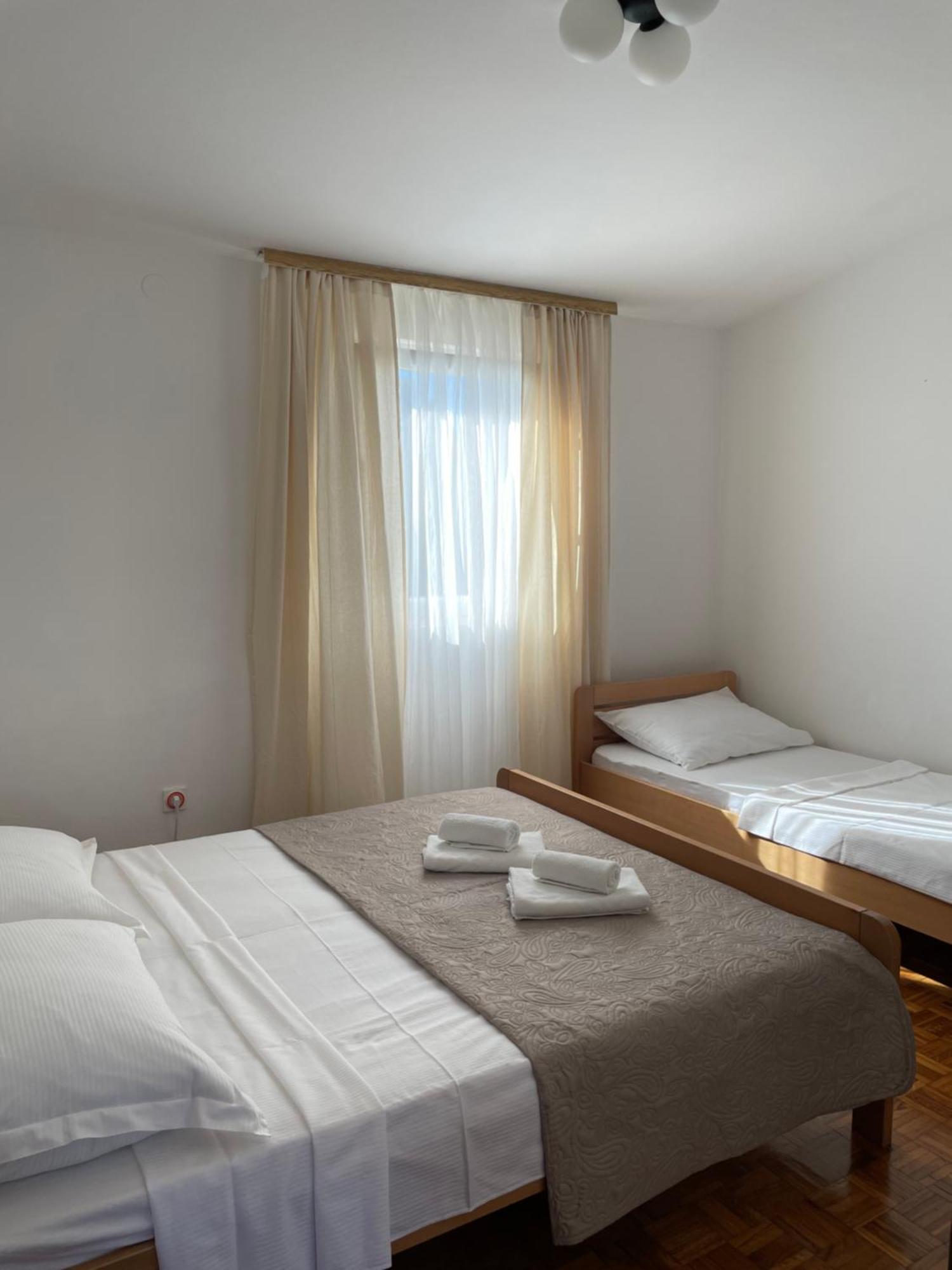 House Susec Apartment Povljana Bagian luar foto